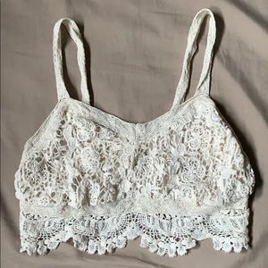 Daytrip Lace Crop Too